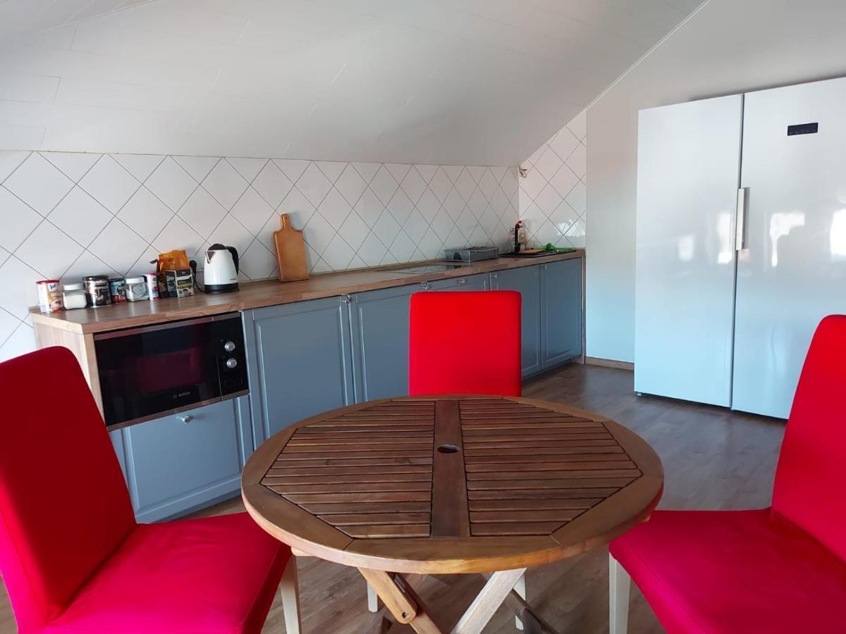 B&B Panevėžys Екстериор снимка